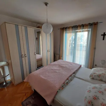With A Parking Space Nska, Krk - 22892 Appartement Malinska